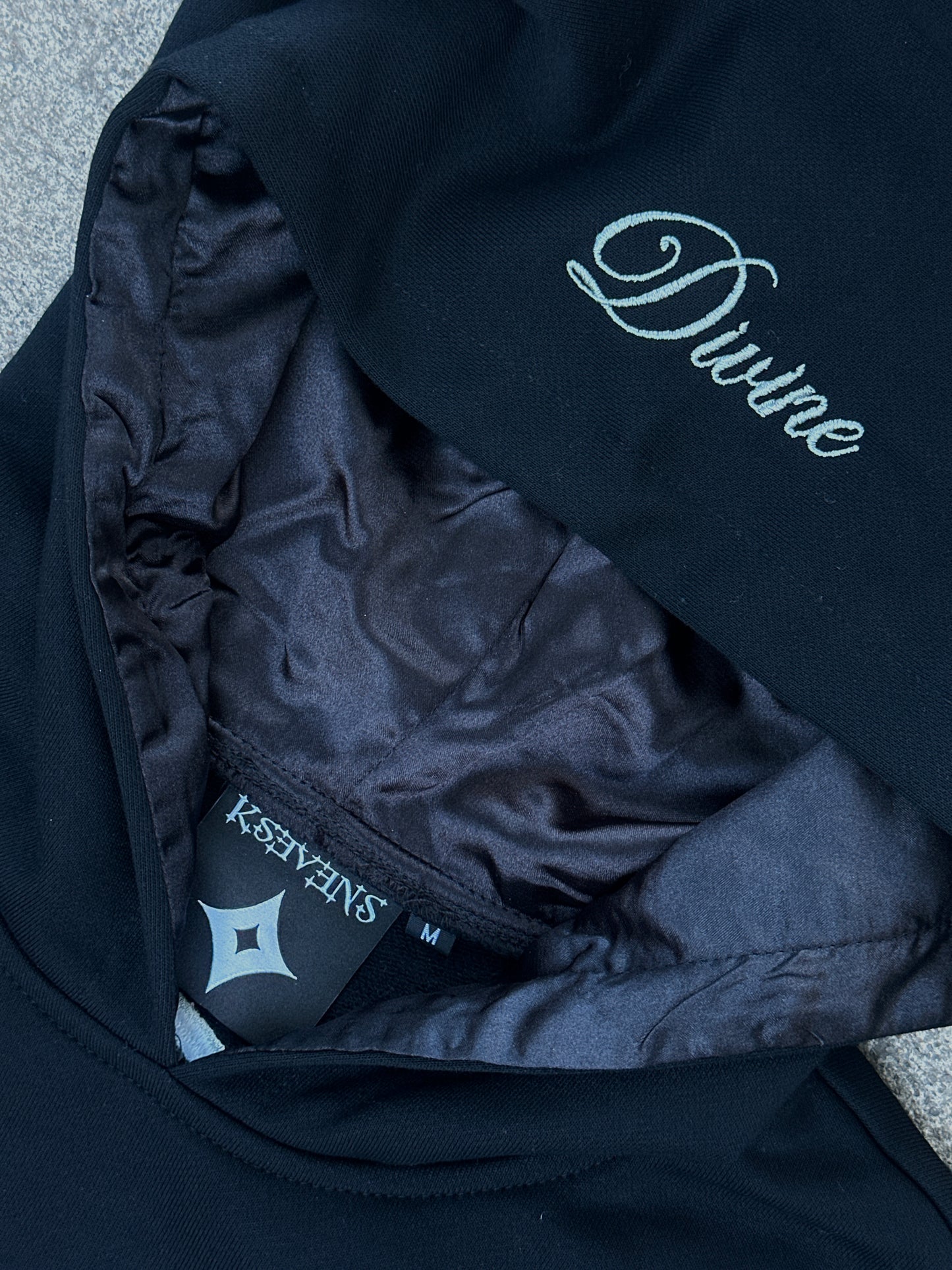 CAPTURE YOUR DIVINITY HOODIE