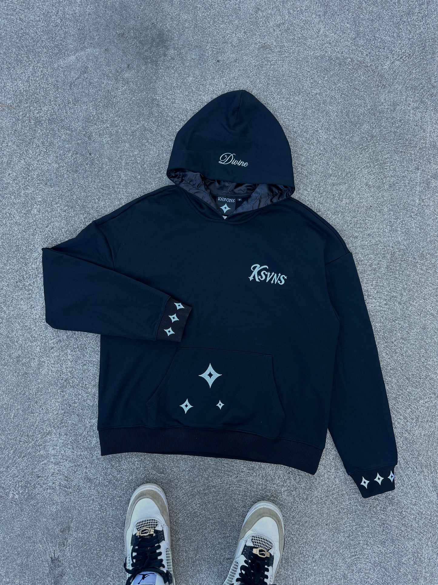 CAPTURE YOUR DIVINITY HOODIE