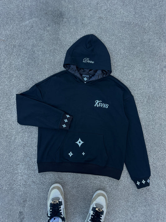 CAPTURE YOUR DIVINITY HOODIE
