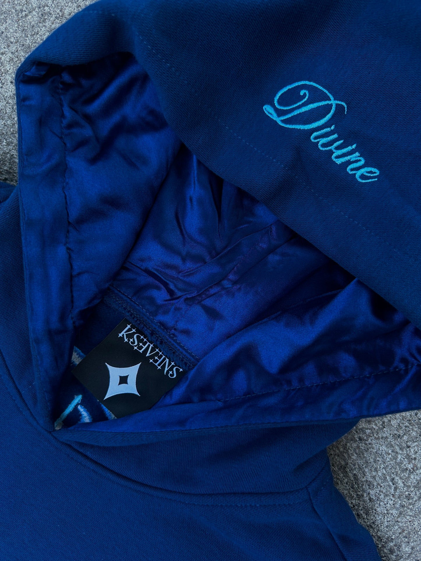 CAPTURE YOUR DIVINITY HOODIE