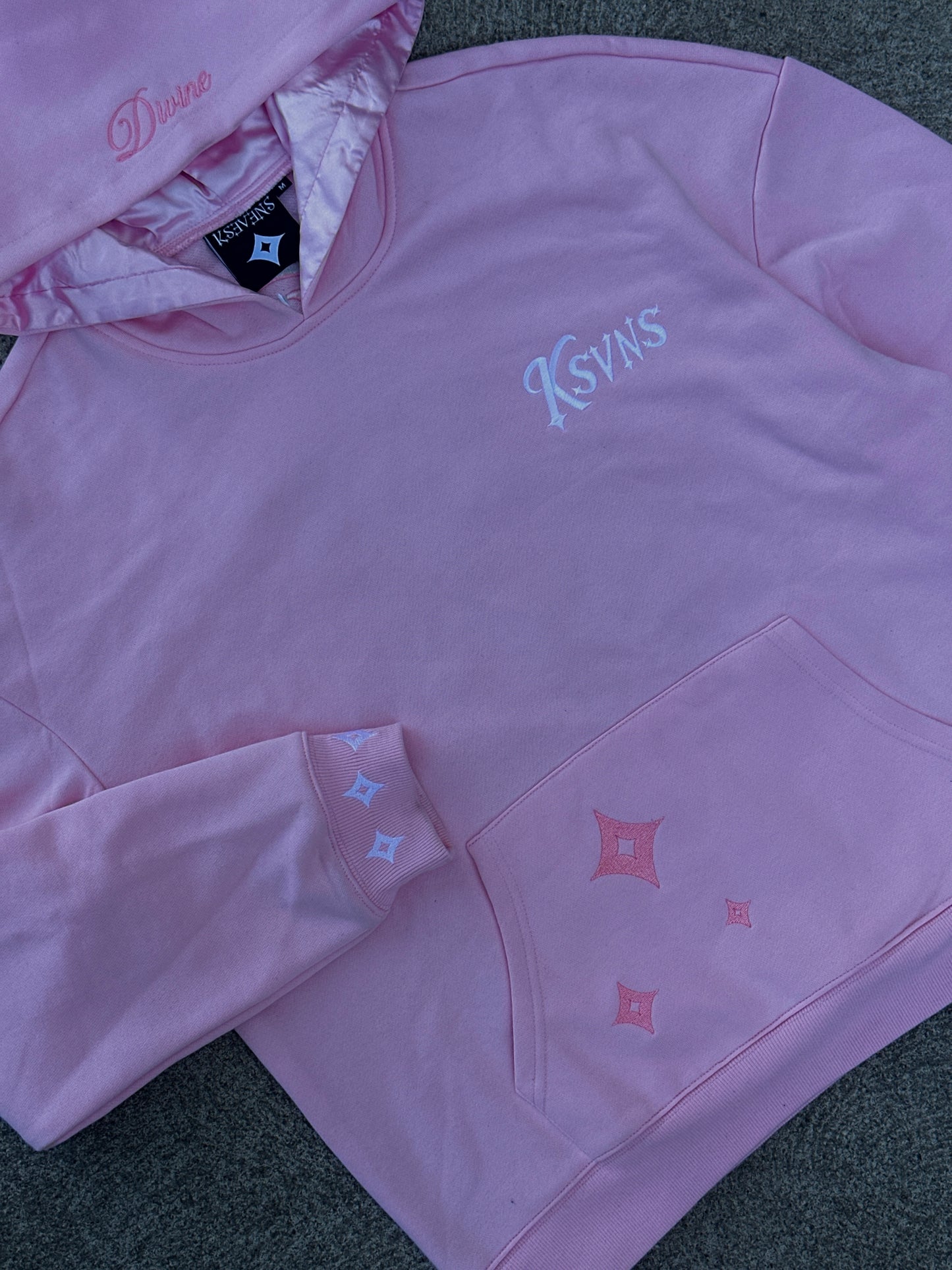 CAPTURE YOUR DIVINITY HOODIE