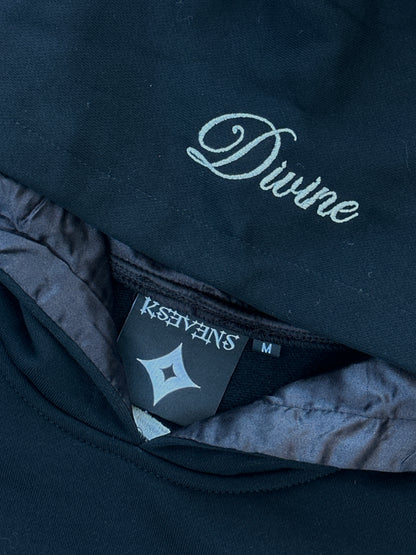 CAPTURE YOUR DIVINITY HOODIE