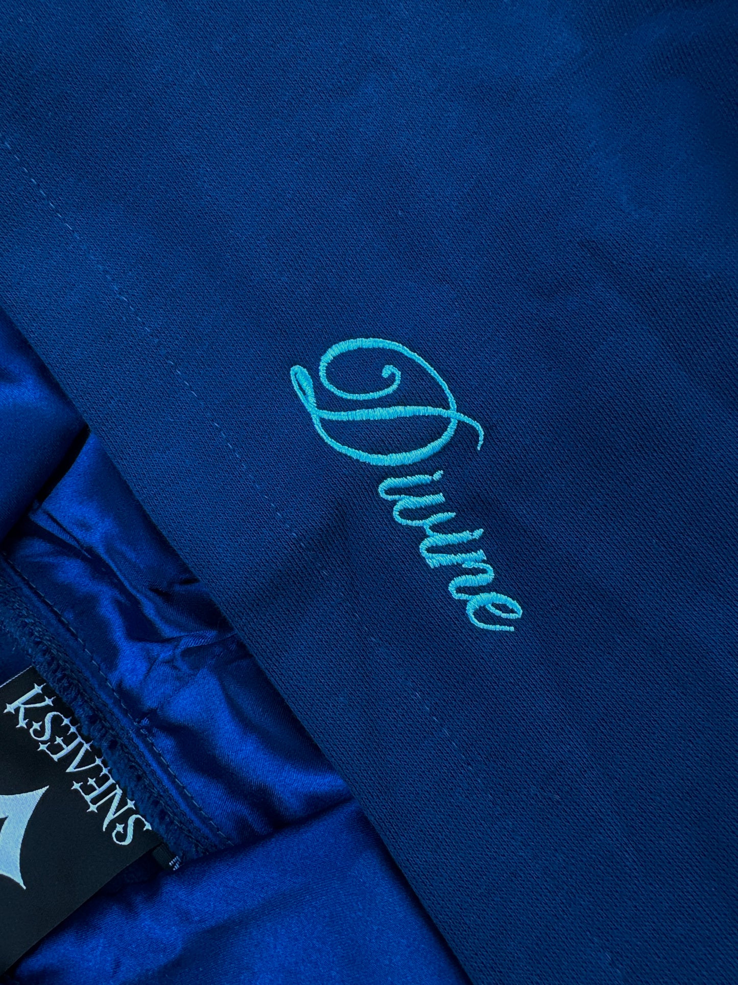 CAPTURE YOUR DIVINITY HOODIE